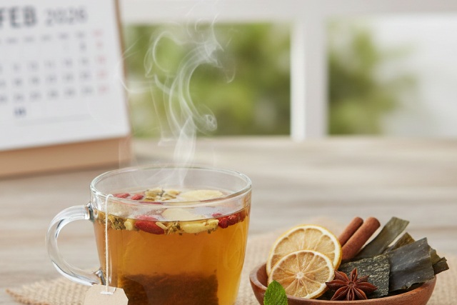 Thé minceur nocturne : découvrez le secret pour allier infusion et sommeil réparateur